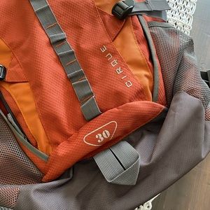 High Sierra Cirque 3 Hiking Backpack 